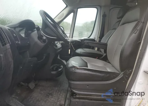 2020 Ram Promaster - Trucks Delivery Van from USA, damaged, VIN 3C6TRVAG7LE127407